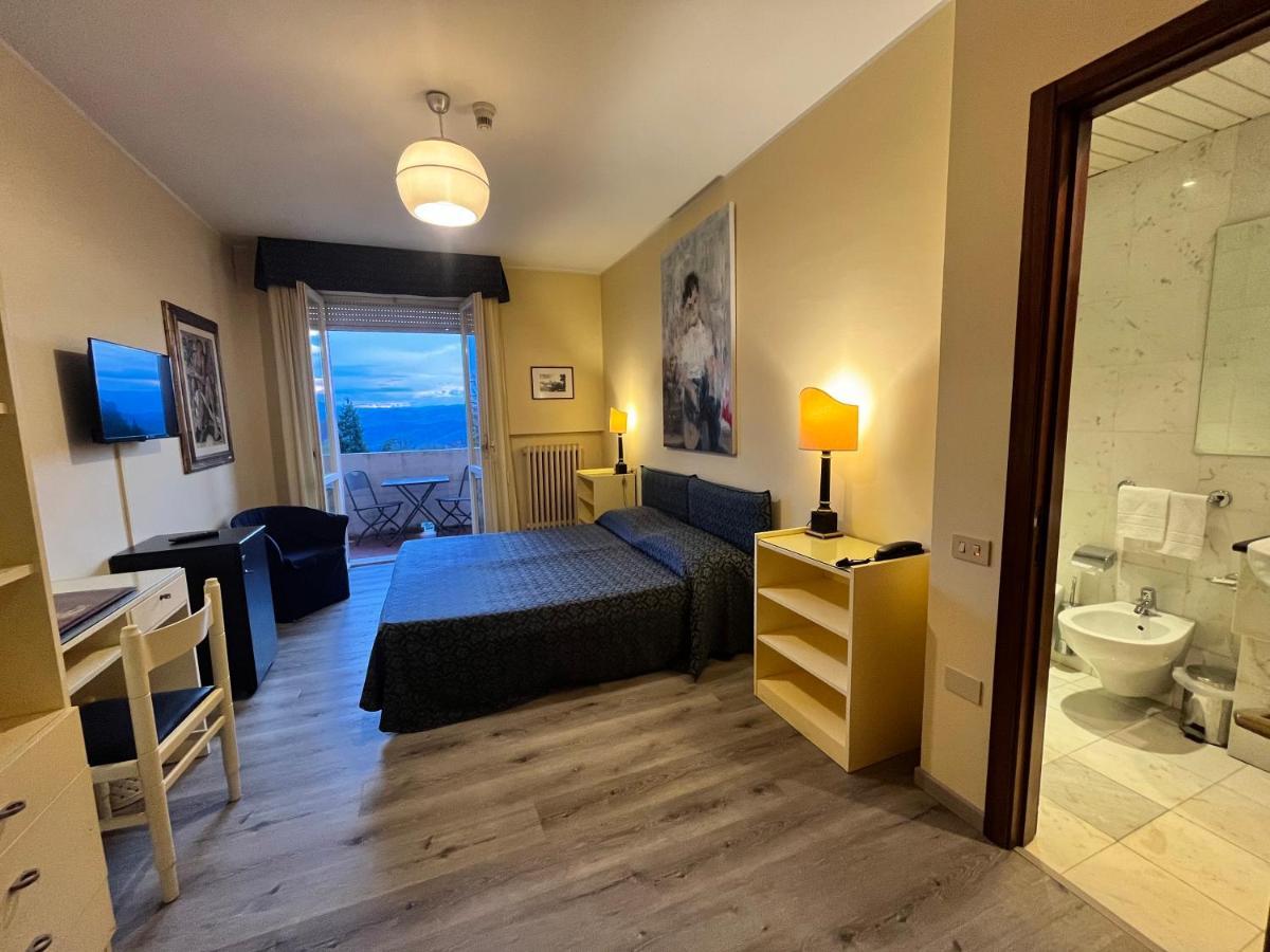 Hotel & Residence Dei Duchi Ουρμπίνο Εξωτερικό φωτογραφία