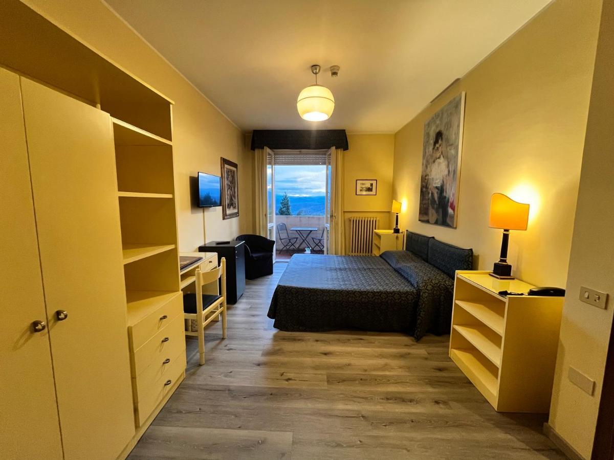 Hotel & Residence Dei Duchi Ουρμπίνο Εξωτερικό φωτογραφία