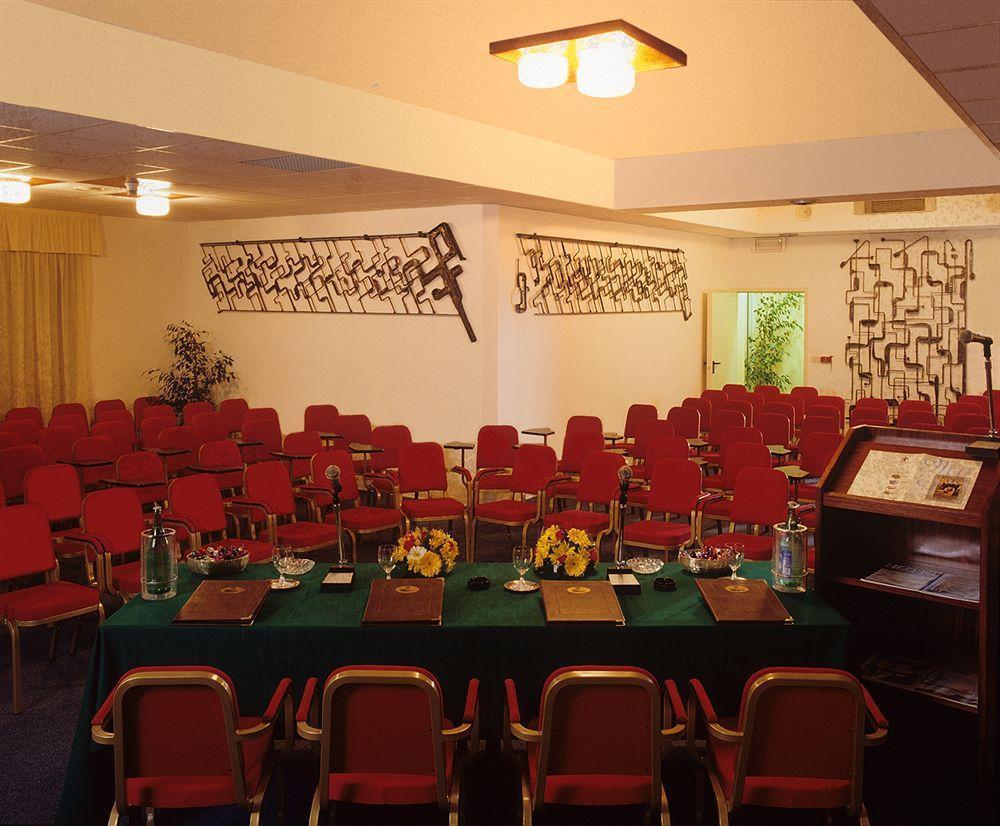 Hotel & Residence Dei Duchi Ουρμπίνο Εξωτερικό φωτογραφία
