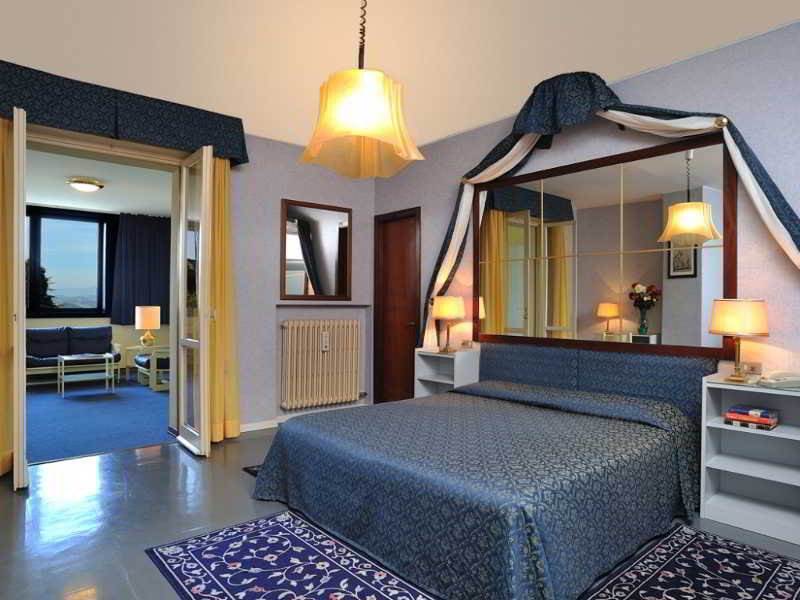 Hotel & Residence Dei Duchi Ουρμπίνο Εξωτερικό φωτογραφία