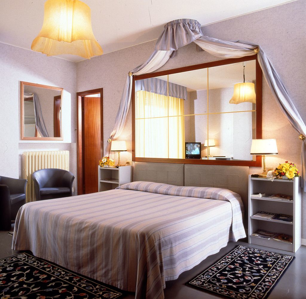 Hotel & Residence Dei Duchi Ουρμπίνο Εξωτερικό φωτογραφία
